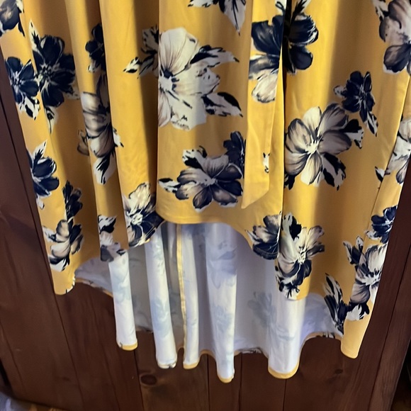 Pretty Yellow Dress with Blue Flowers - Picture 2 of 4